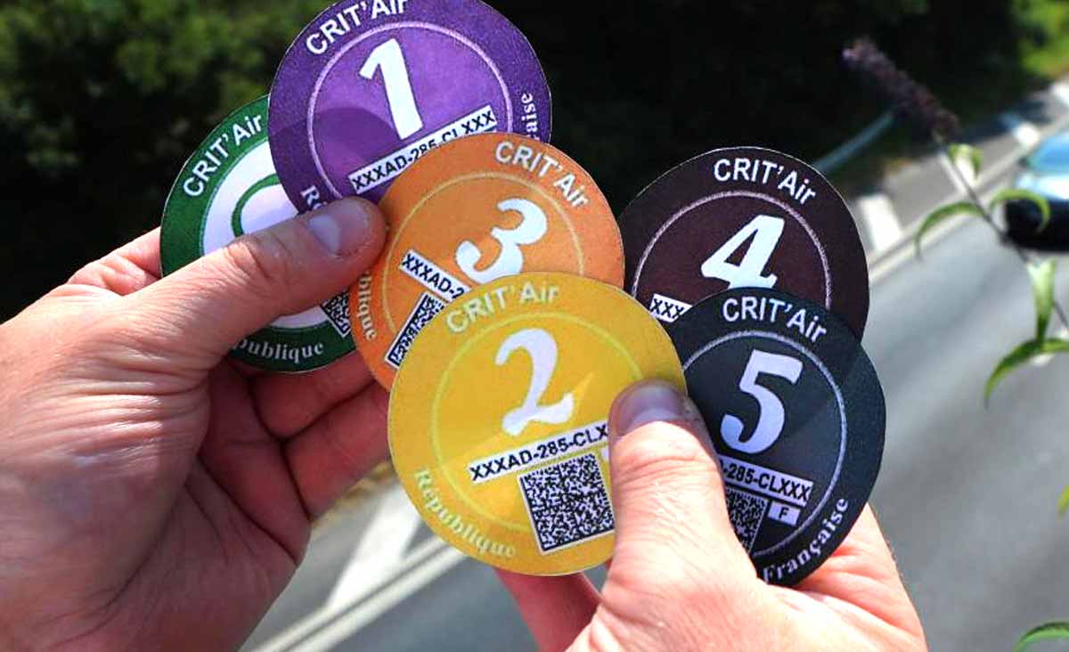 Disparition des ZFE  puis-je me débarrasser de ma Vignette Crit’Air 